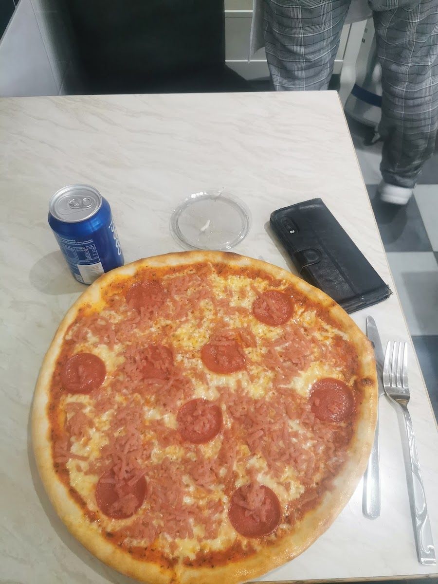 Capri Pizzeria Göteborg-9